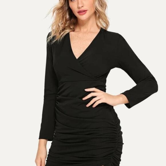 H&M Women's Black Long Sleeve Form Fitting Ruched Dress Size Medium - Picture 2 of 13